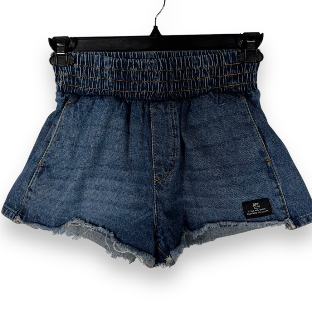 BDG High Waist Smocked Waist Raw Hem Shorts, Medium Wash, Size Small